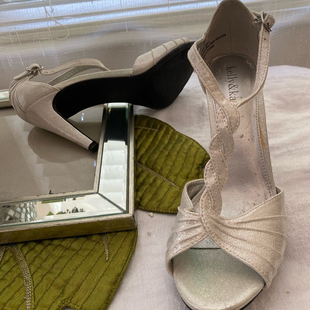 Kelly & katie Silver 3inch heels,sparkling like new cond  prom or Wedding - Picture 6 of 9